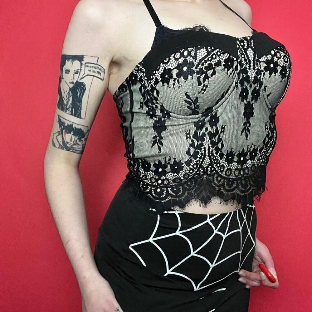 Revamped / strapless cropped corset style bustier π€π€ββββββββββ - Picture 4 of 5